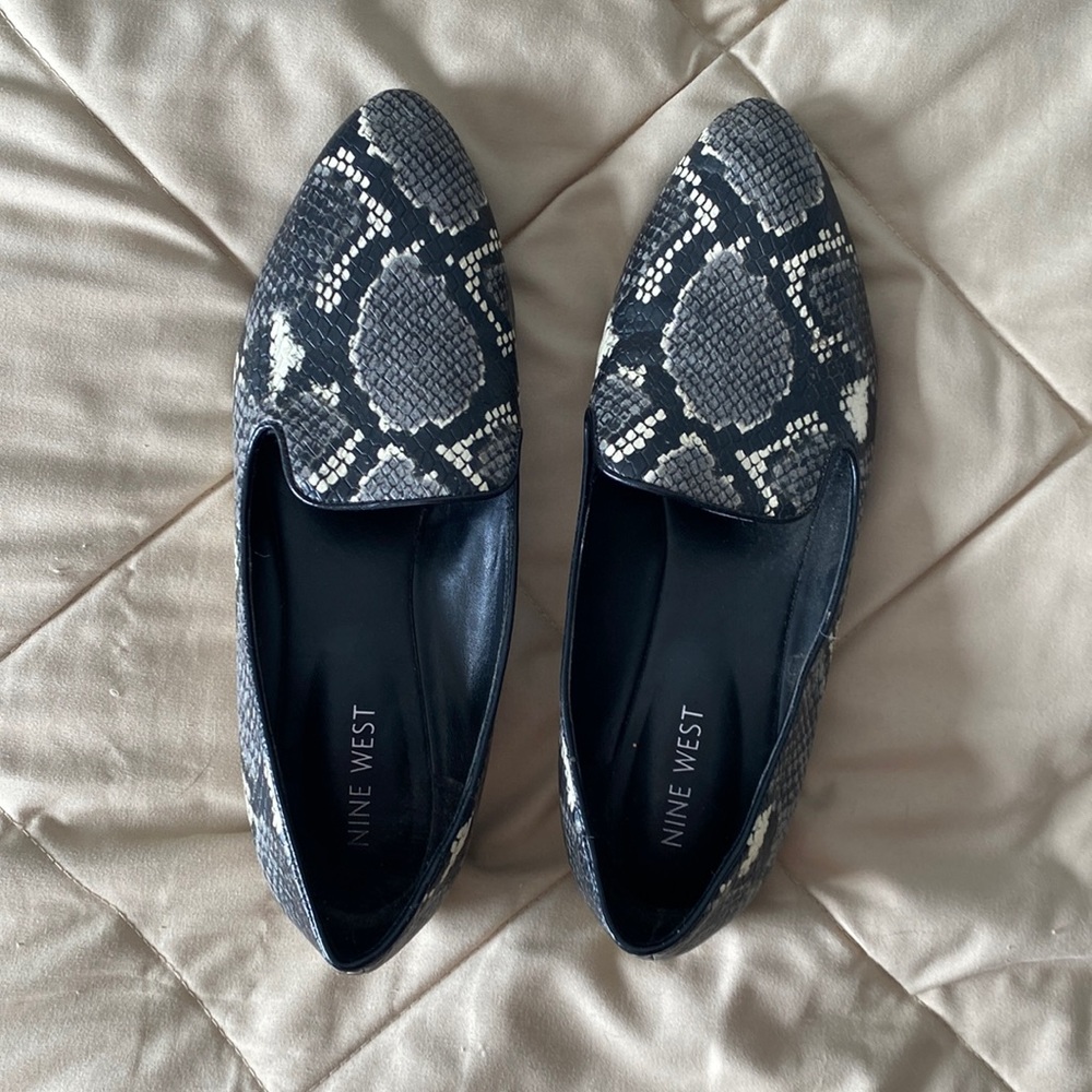 Snakeskin flats